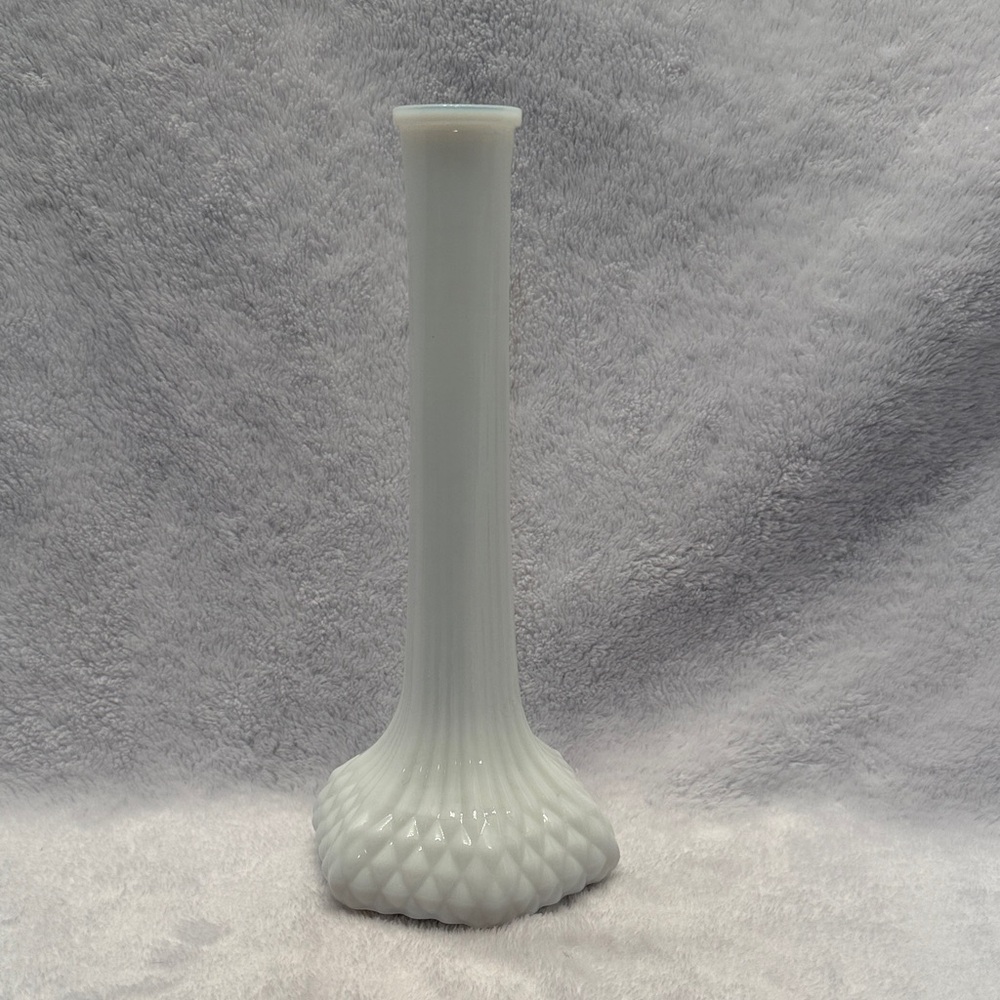 Vintage Hoosier Milk Glass bud vase